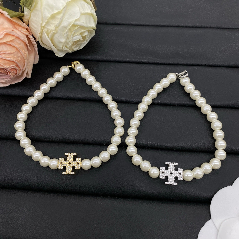 Tory Burch Full Diamond Pearl Bracelet Fine Craftsmanship